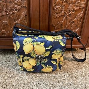 Patricia Nash hand bag